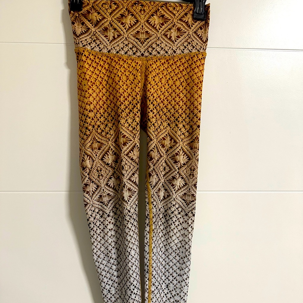 Niyama sol leggings, size S